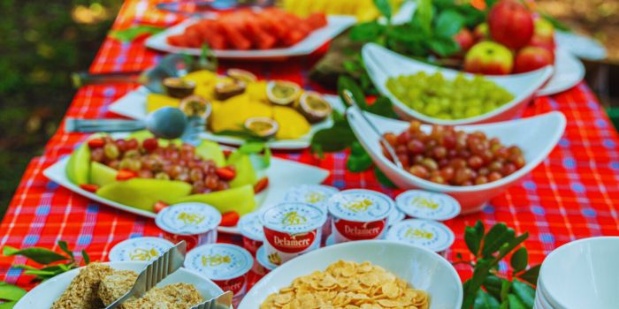 Outdoor Breakfast service