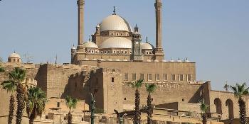 ancient-cairo-and-the-silent-desert