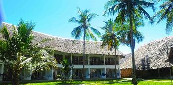 voyager beach resort image 0