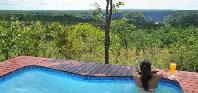 Drinks in the plunge pool