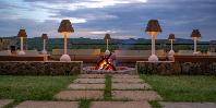 Outdoor fire pit
