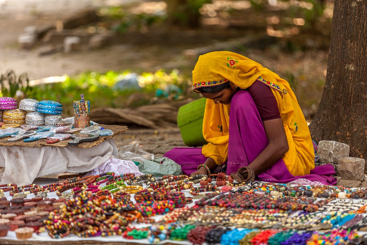 street-market-6538220_1280_Fort_Kochi.jpg