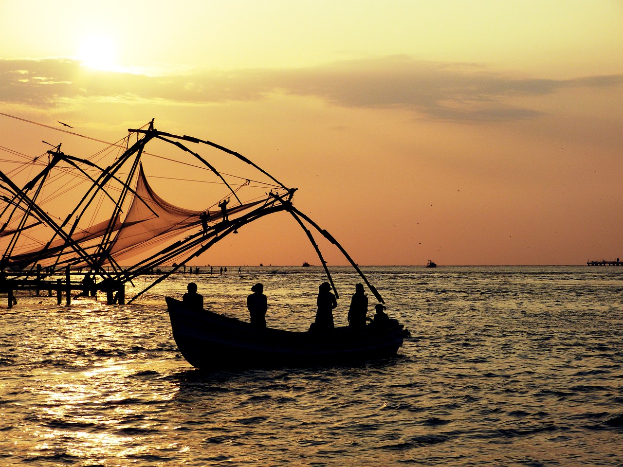 sunset-2611910_1280_Fort_Kochi.jpg