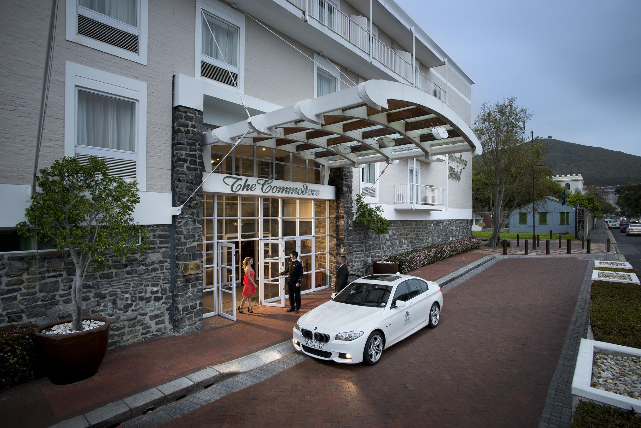 Porte_Cochere_Exterior_-_Copy.jpg