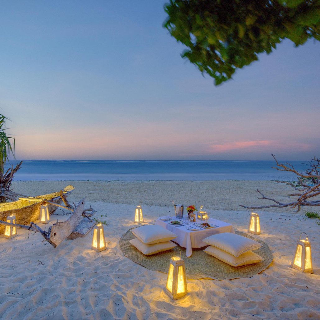 Beach_dnner_chalejpg-1030x1030_web.jpg