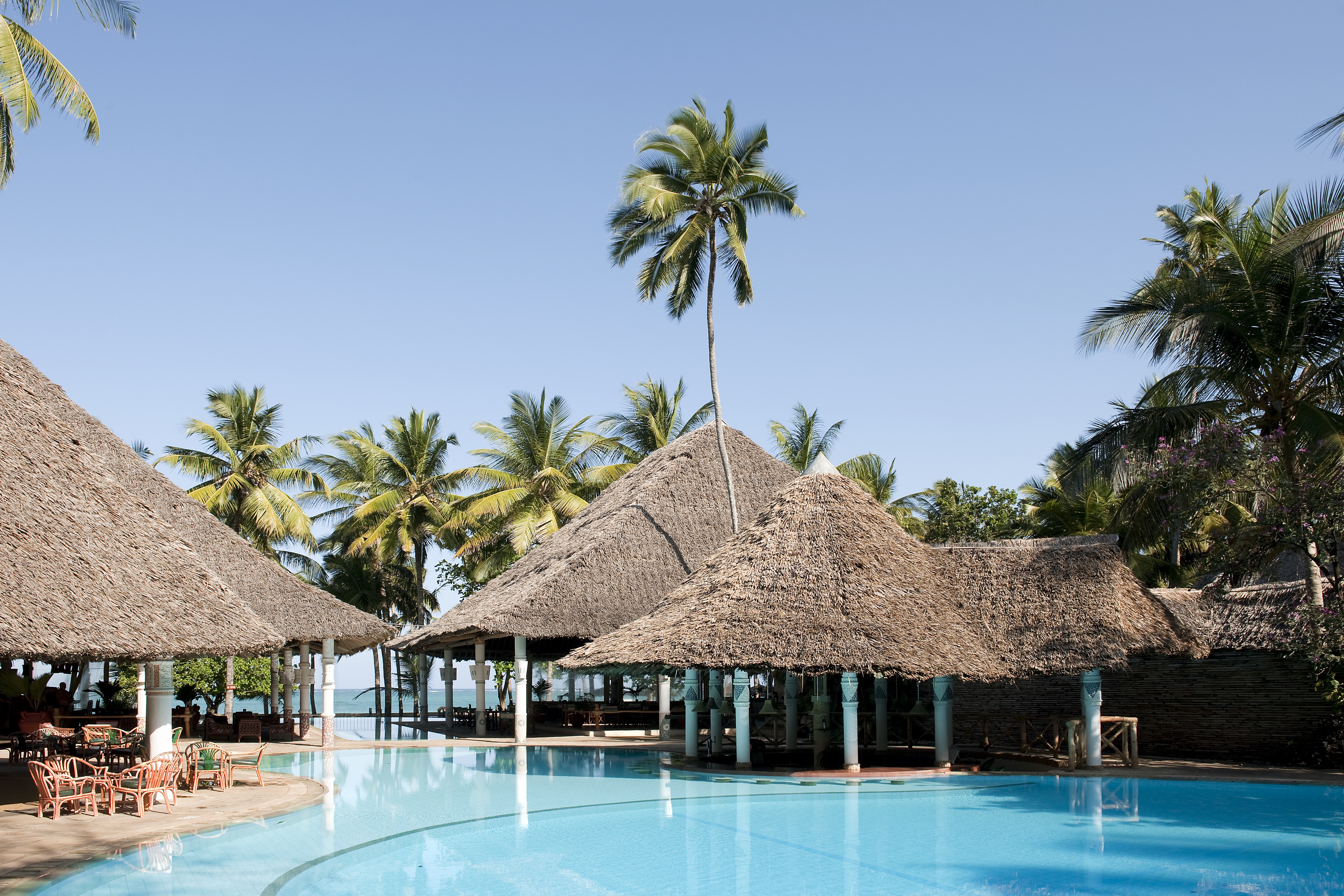 Neptune_Village_Pool_And_Bars.jpg