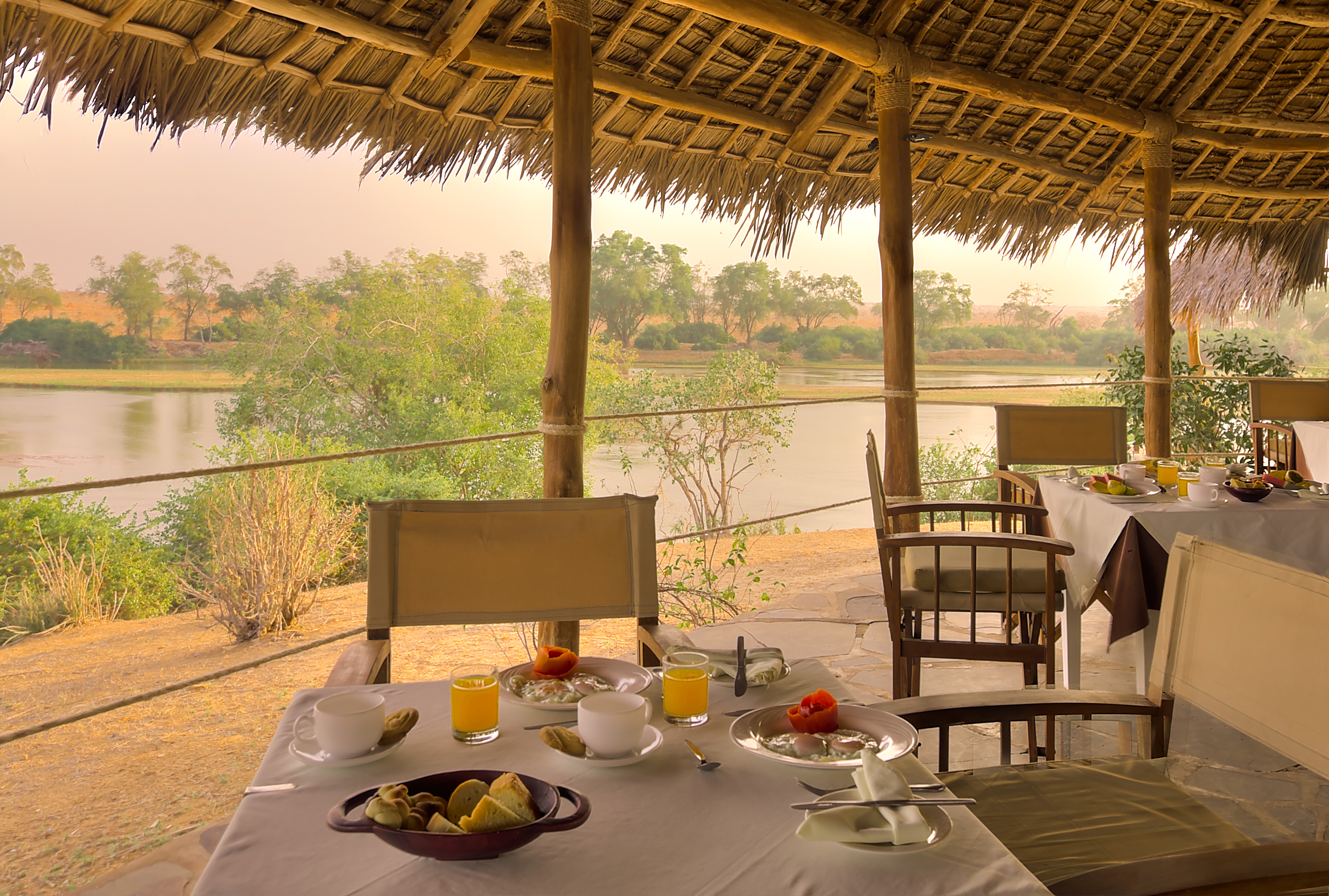 Kenya: Mombasa Beach & Tsavo East Safari 