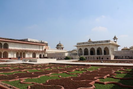 Agra Fort gorgeous gardens