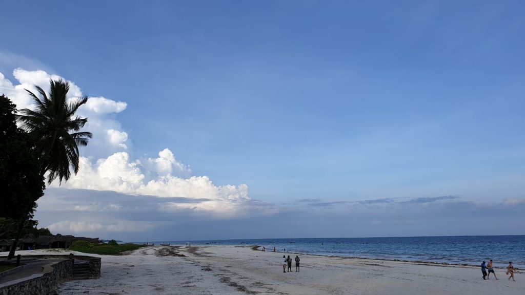 Stunning beach in Mombasa